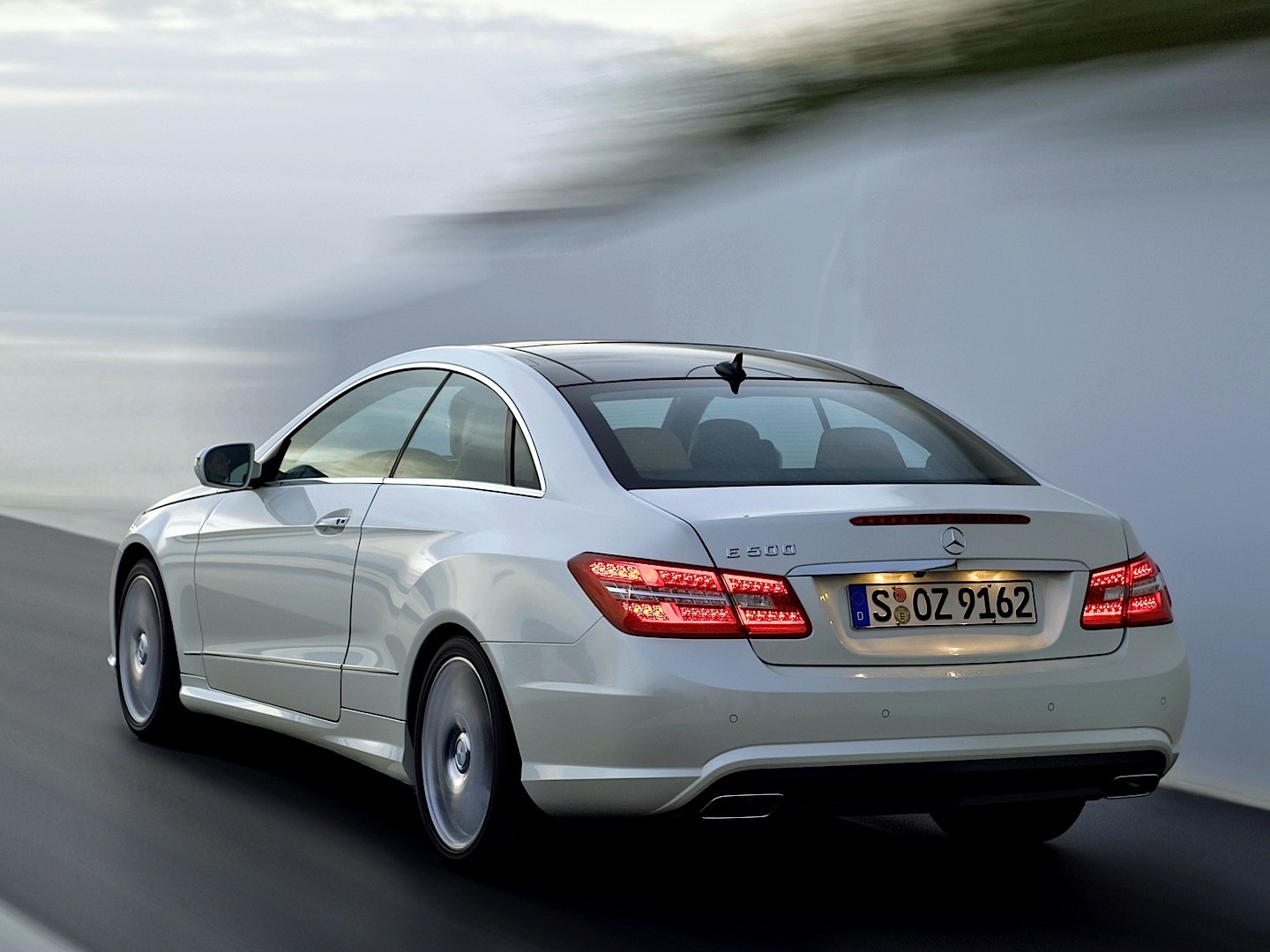 Mercedes Benz E-Klasse Coupe And Predecessors photo 69