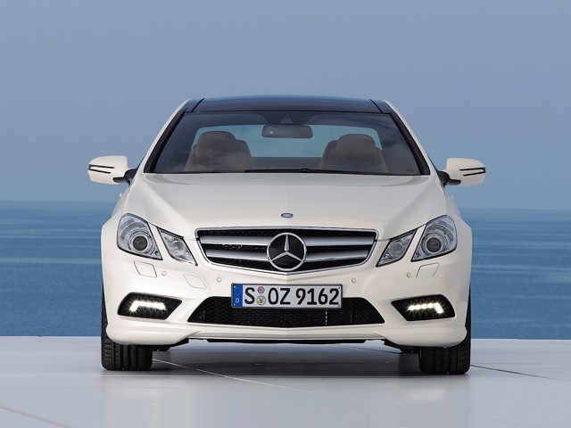 Mercedes Benz E-Klasse Coupe And Predecessors photo 73
