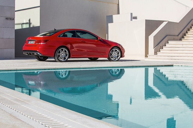 Mercedes Benz E-Klasse Coupe And Predecessors photo 10