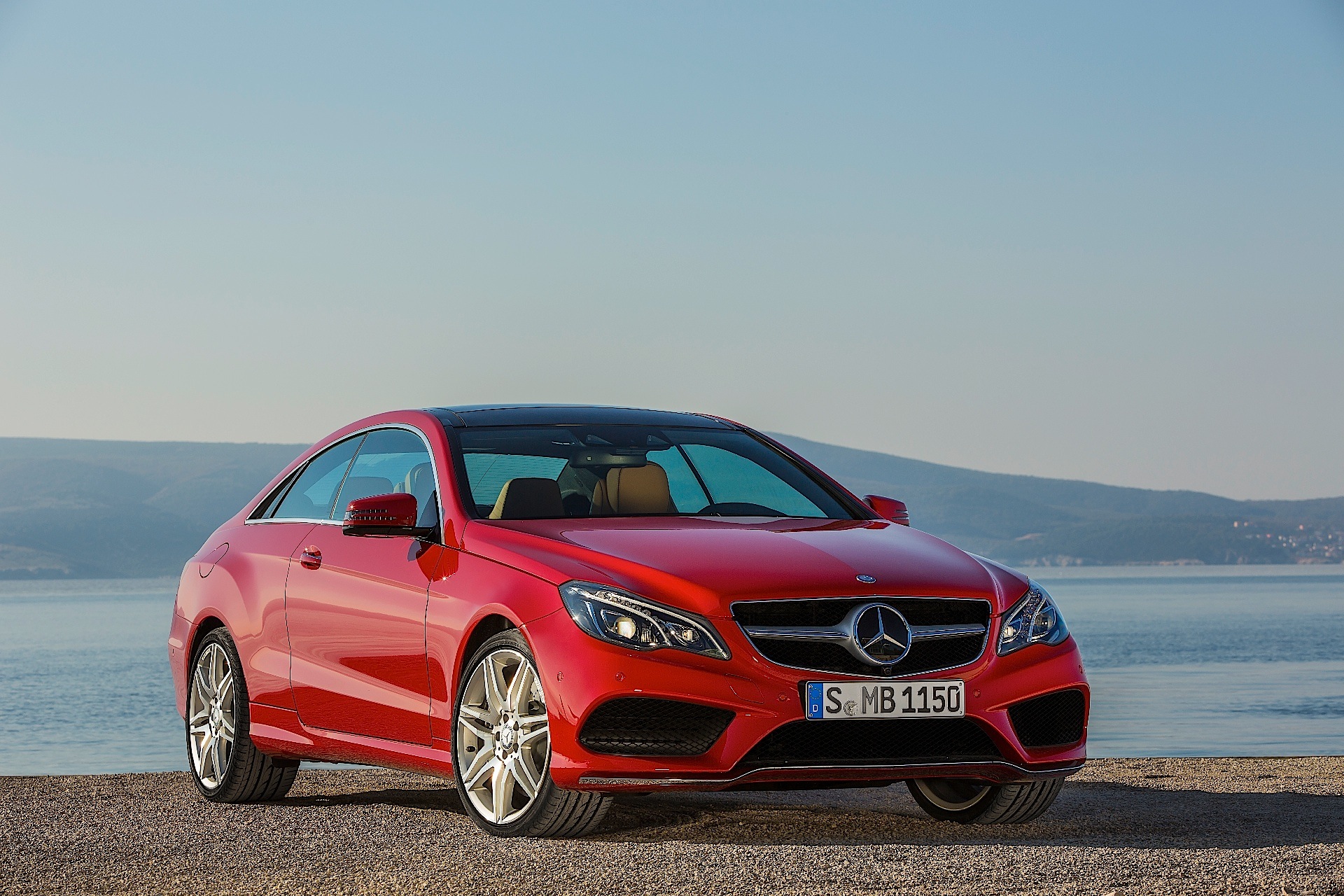 Mercedes Benz E-Klasse Coupe And Predecessors photo 8