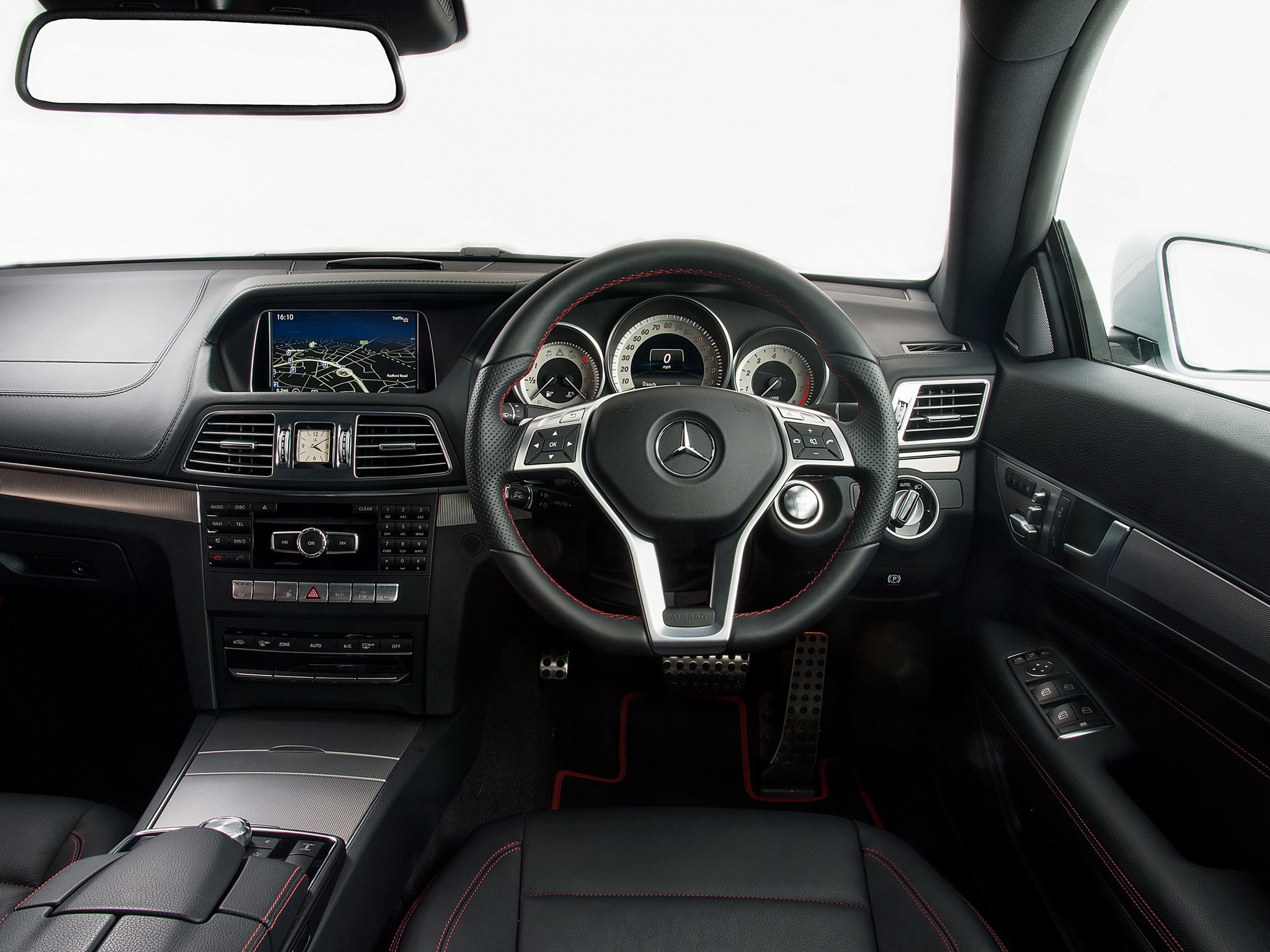 Mercedes Benz E-Klasse Coupe And Predecessors photo 80