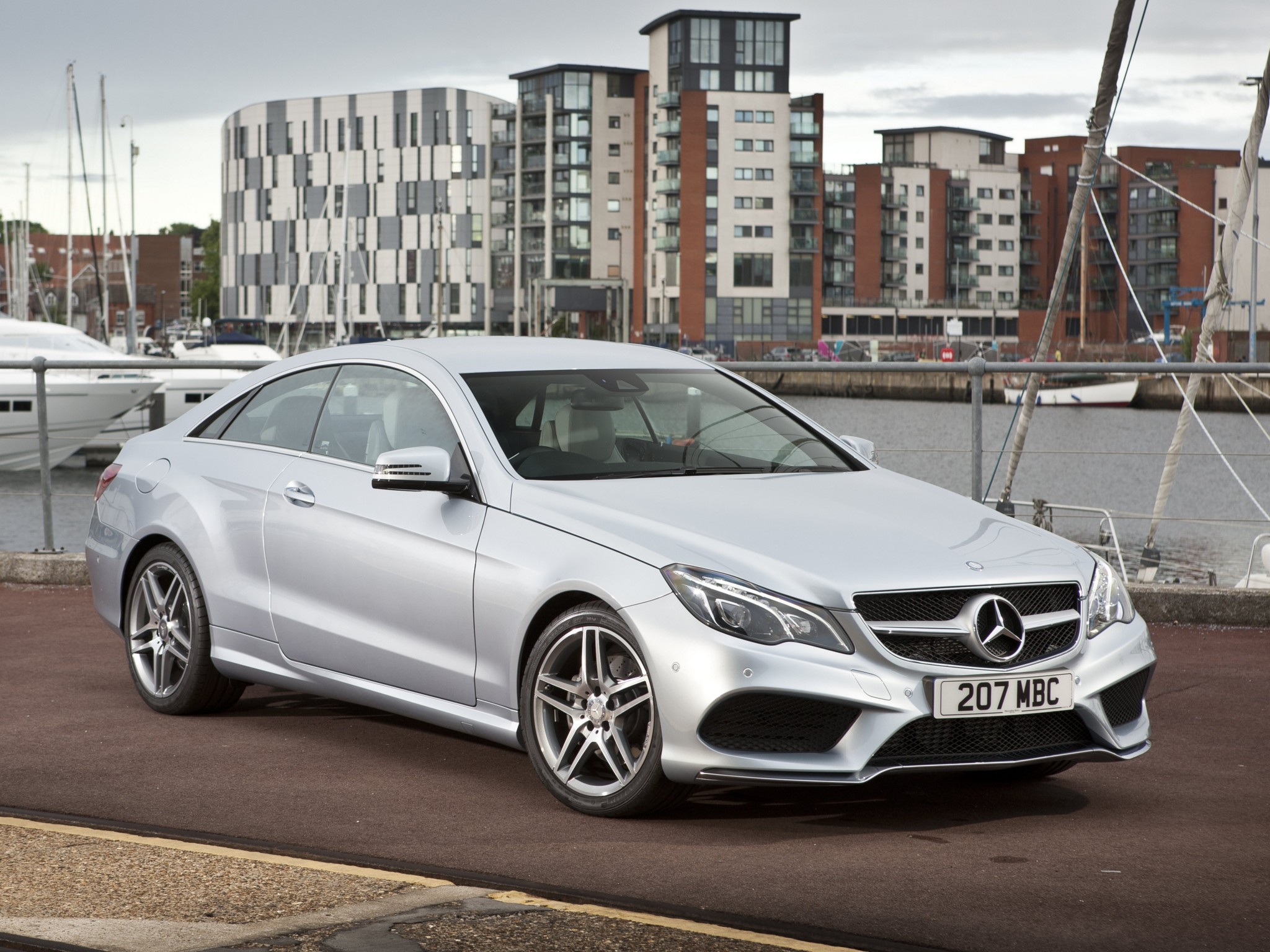 Mercedes Benz E-Klasse Coupe And Predecessors photo 34