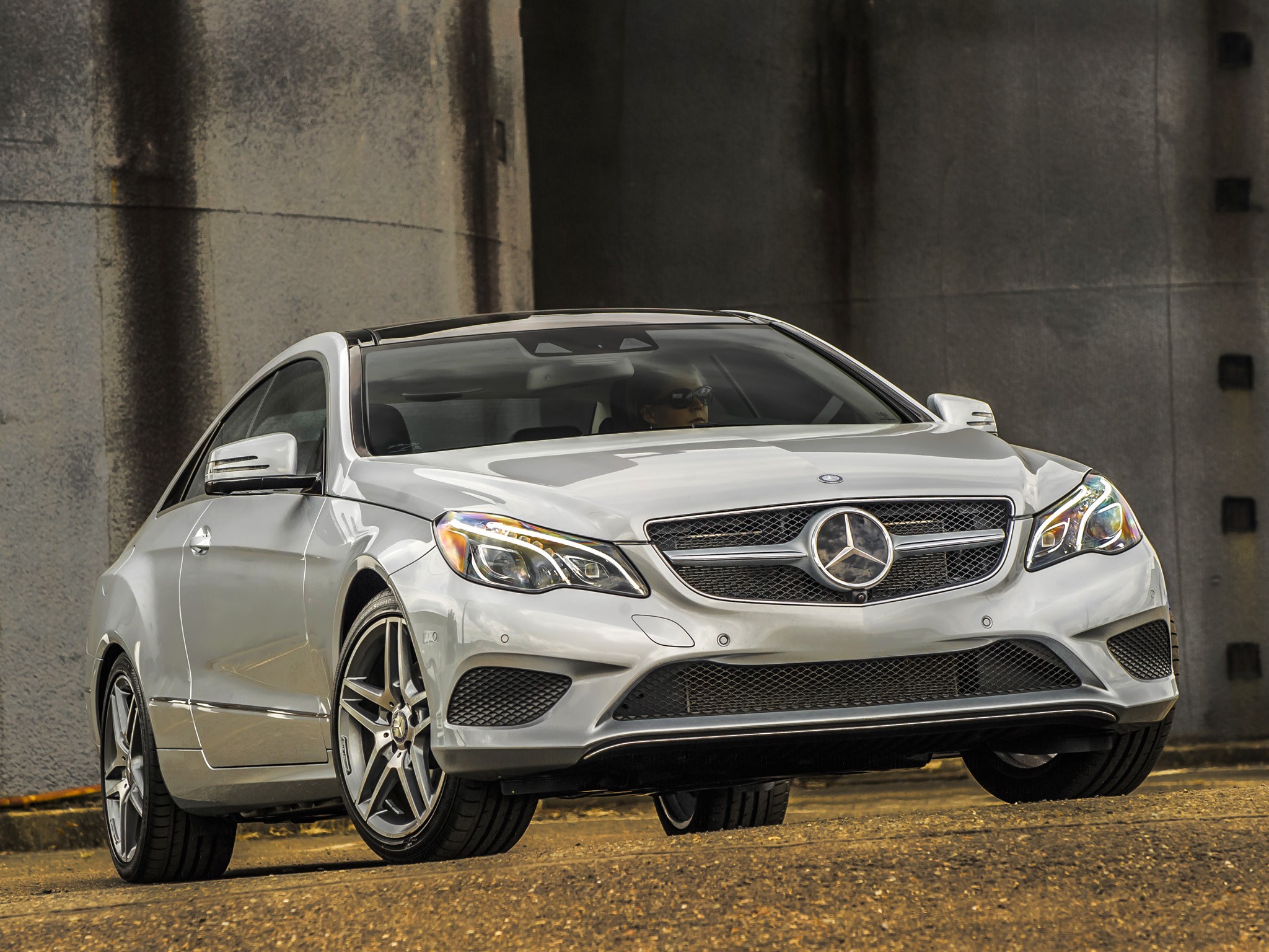 Mercedes Benz E-Klasse Coupe And Predecessors photo 47