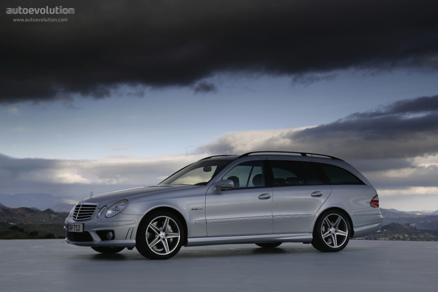 MERCEDES BENZ E-Klasse T-Modell AMG