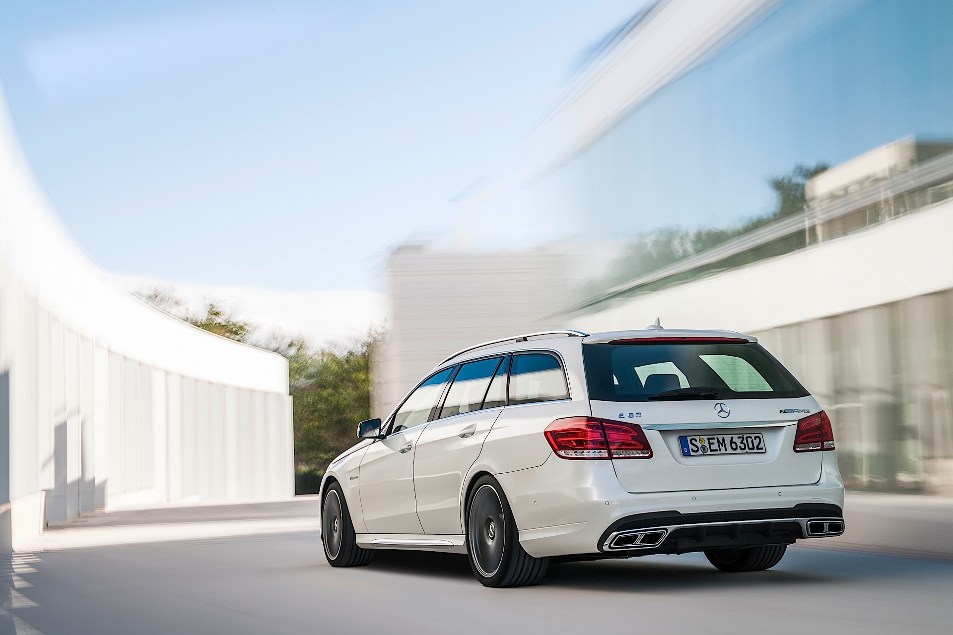 Mercedes Benz E-Klasse T-Modell Amg photo 12