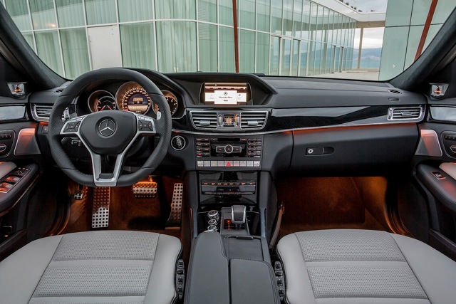 Mercedes Benz E-Klasse T-Modell Amg photo 31