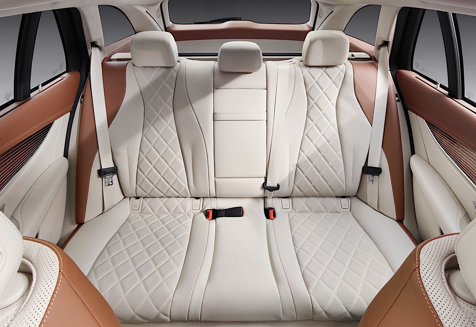 Mercedes Benz E-Klasse T-Modell photo 76