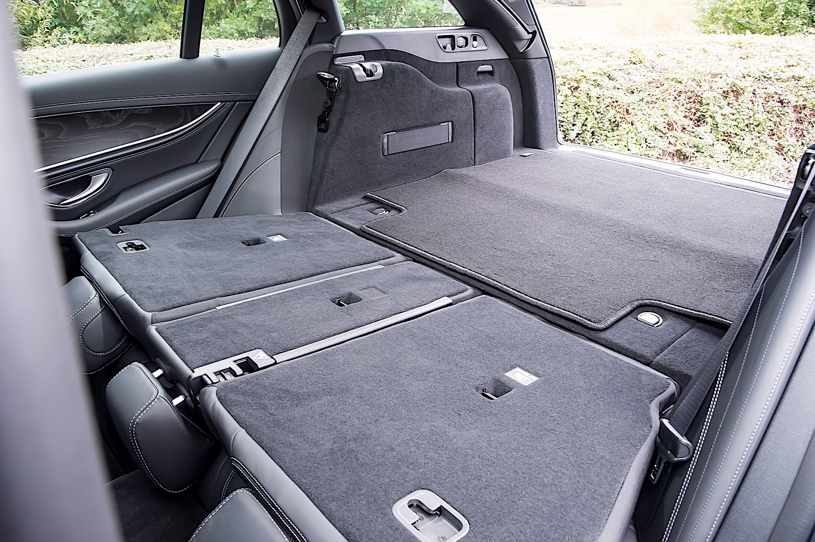 Mercedes Benz E-Klasse T-Modell photo 78