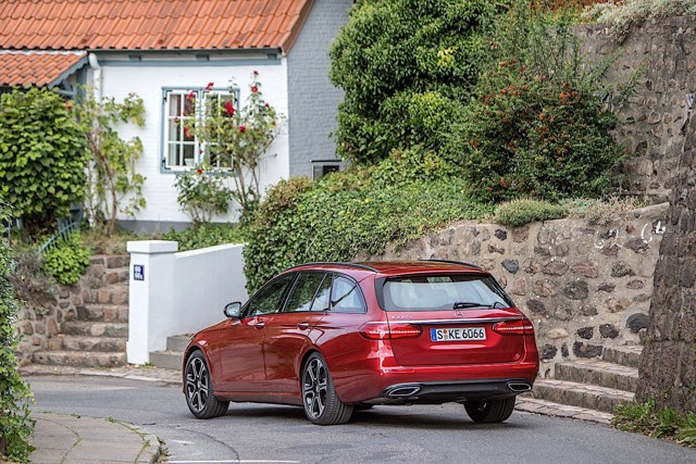 MERCEDES BENZ E-Klasse T-Modell