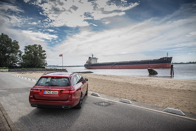 Mercedes Benz E-Klasse T-Modell photo 10
