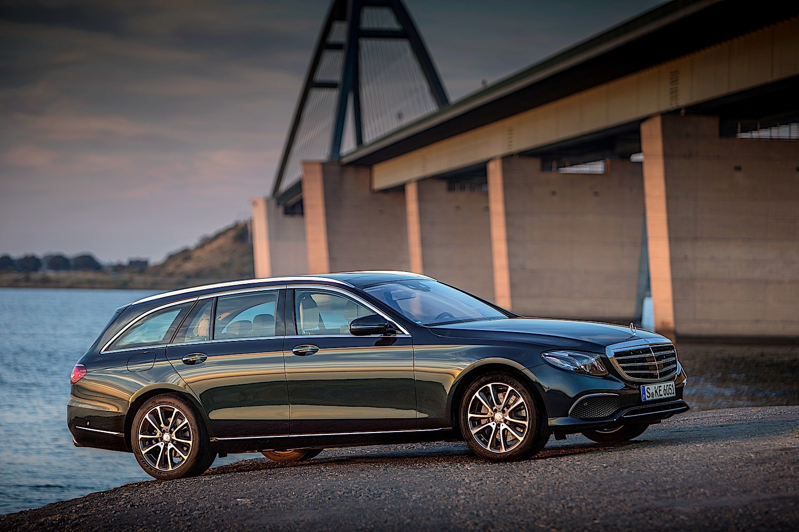 Mercedes Benz E-Klasse T-Modell photo 11
