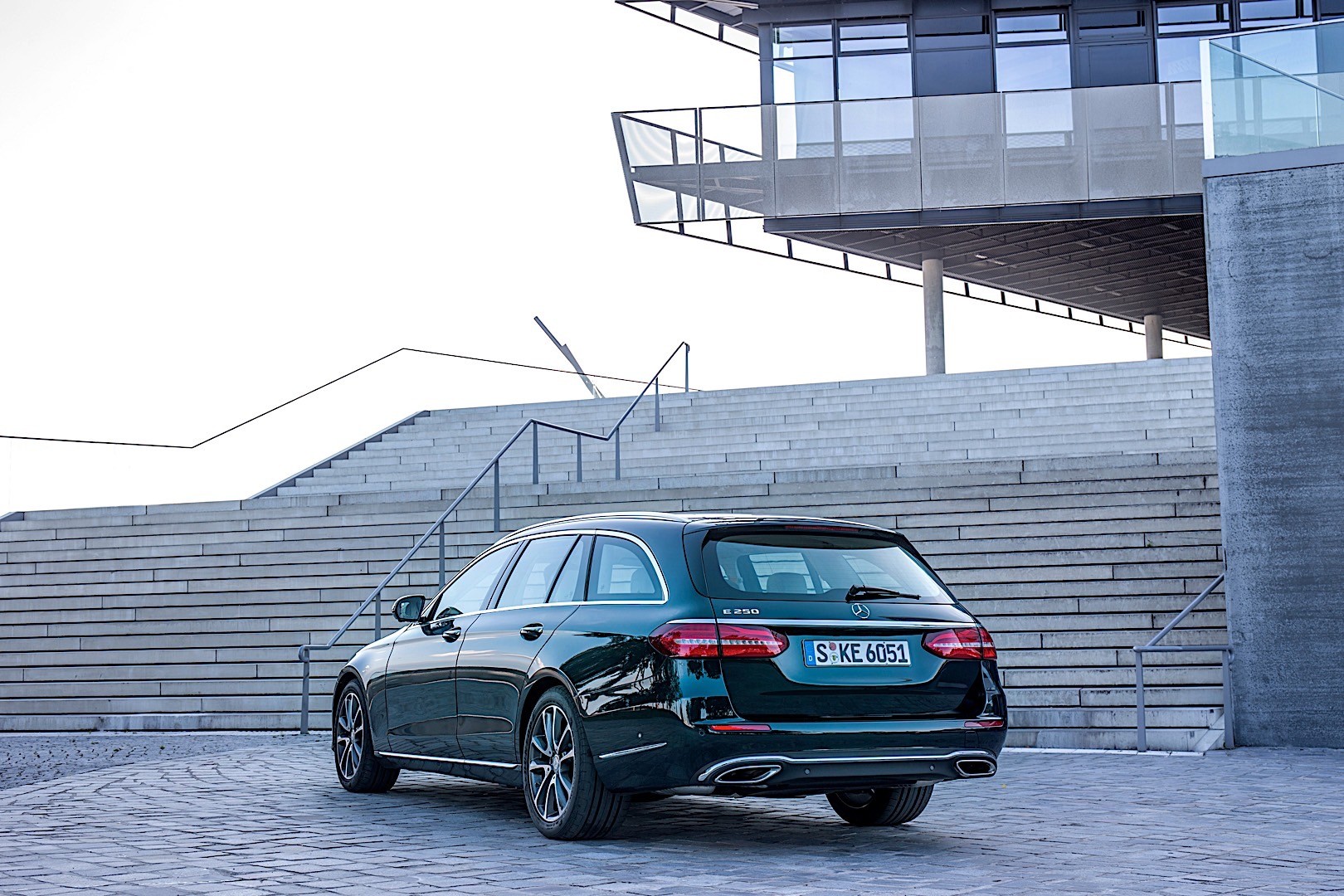 Mercedes Benz E-Klasse T-Modell photo 19