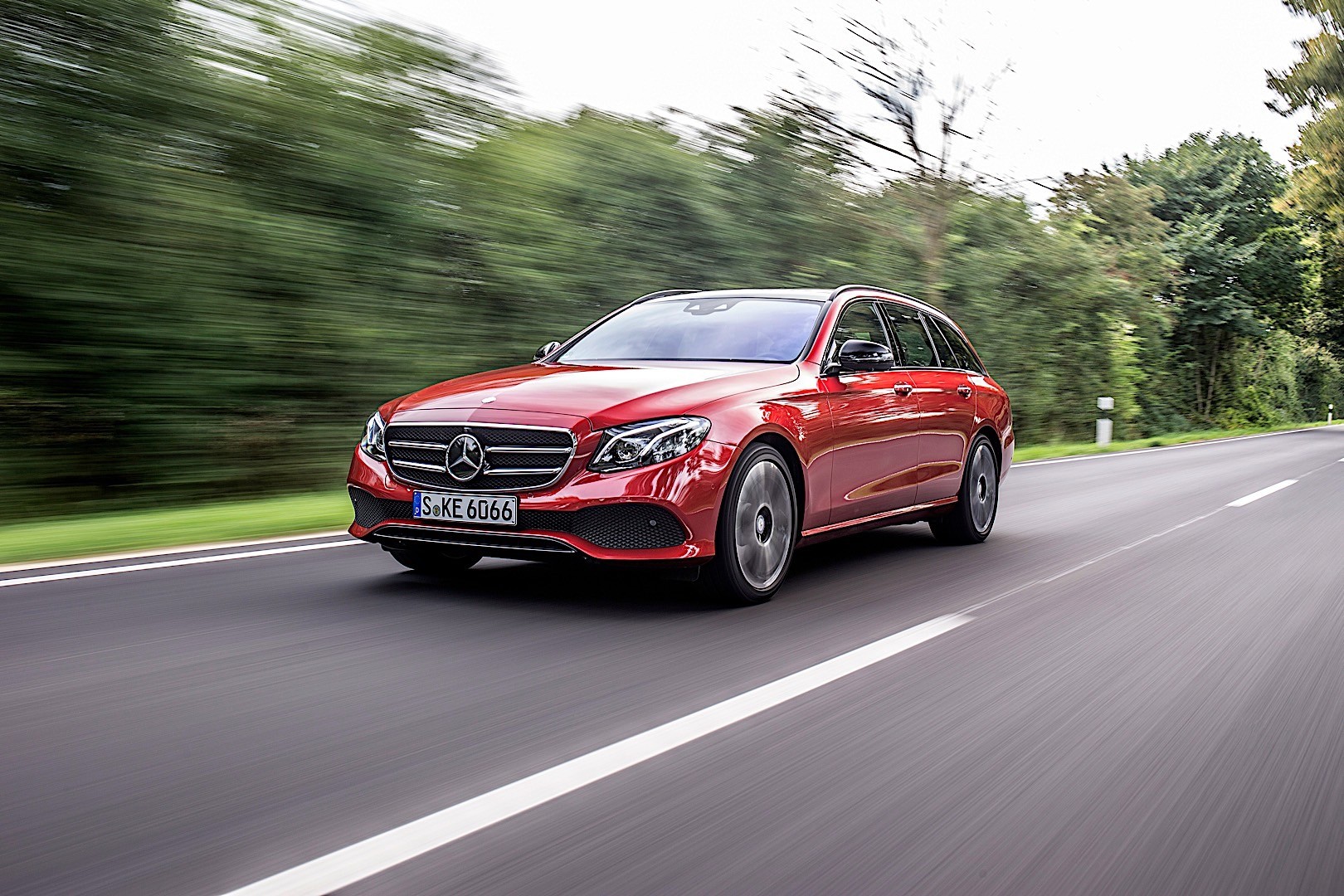 Mercedes Benz E-Klasse T-Modell photo 32