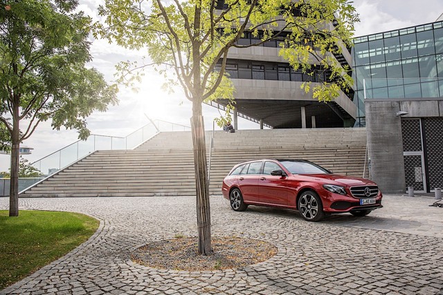 Mercedes Benz E-Klasse T-Modell photo 42