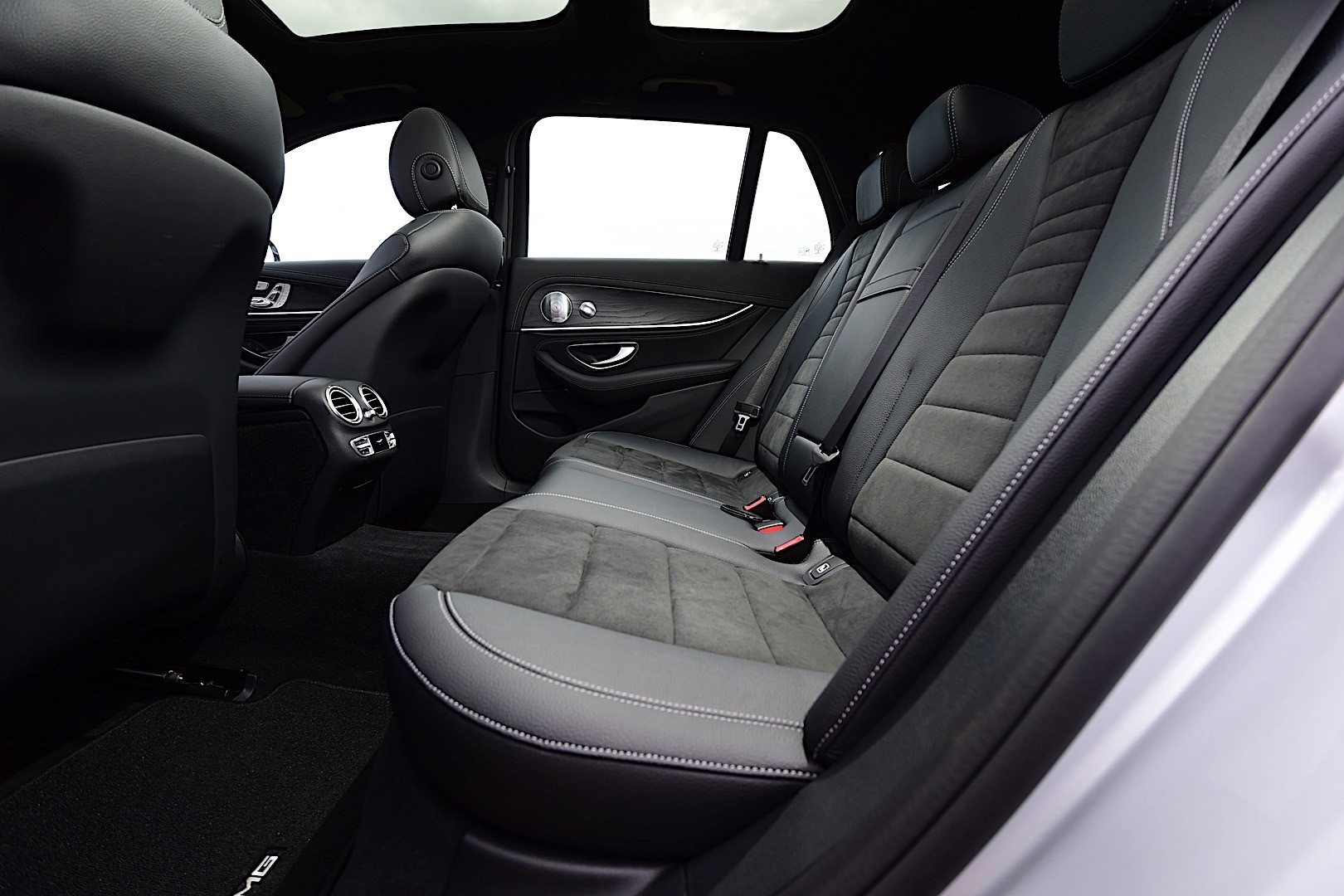 Mercedes Benz E-Klasse T-Modell photo 71