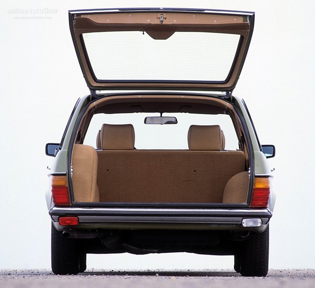 Mercedes Benz E-Klasse T-Modell photo 3