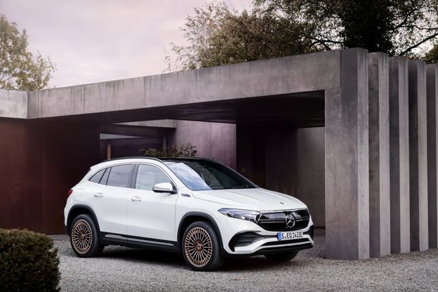 Mercedes Benz Eqa Foto 16