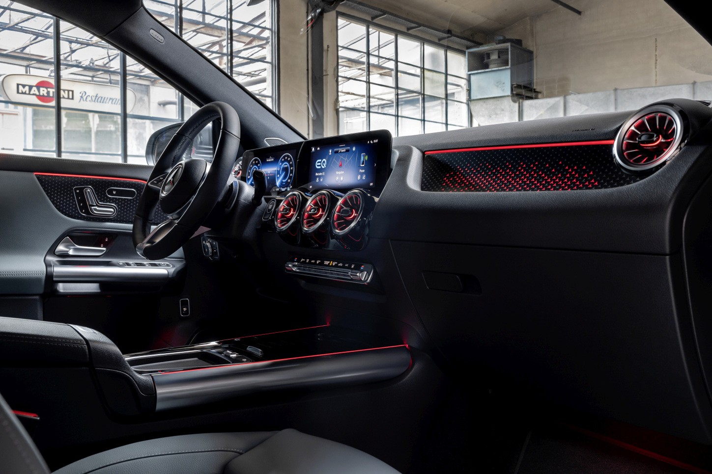 Mercedes Benz Eqa photo 26