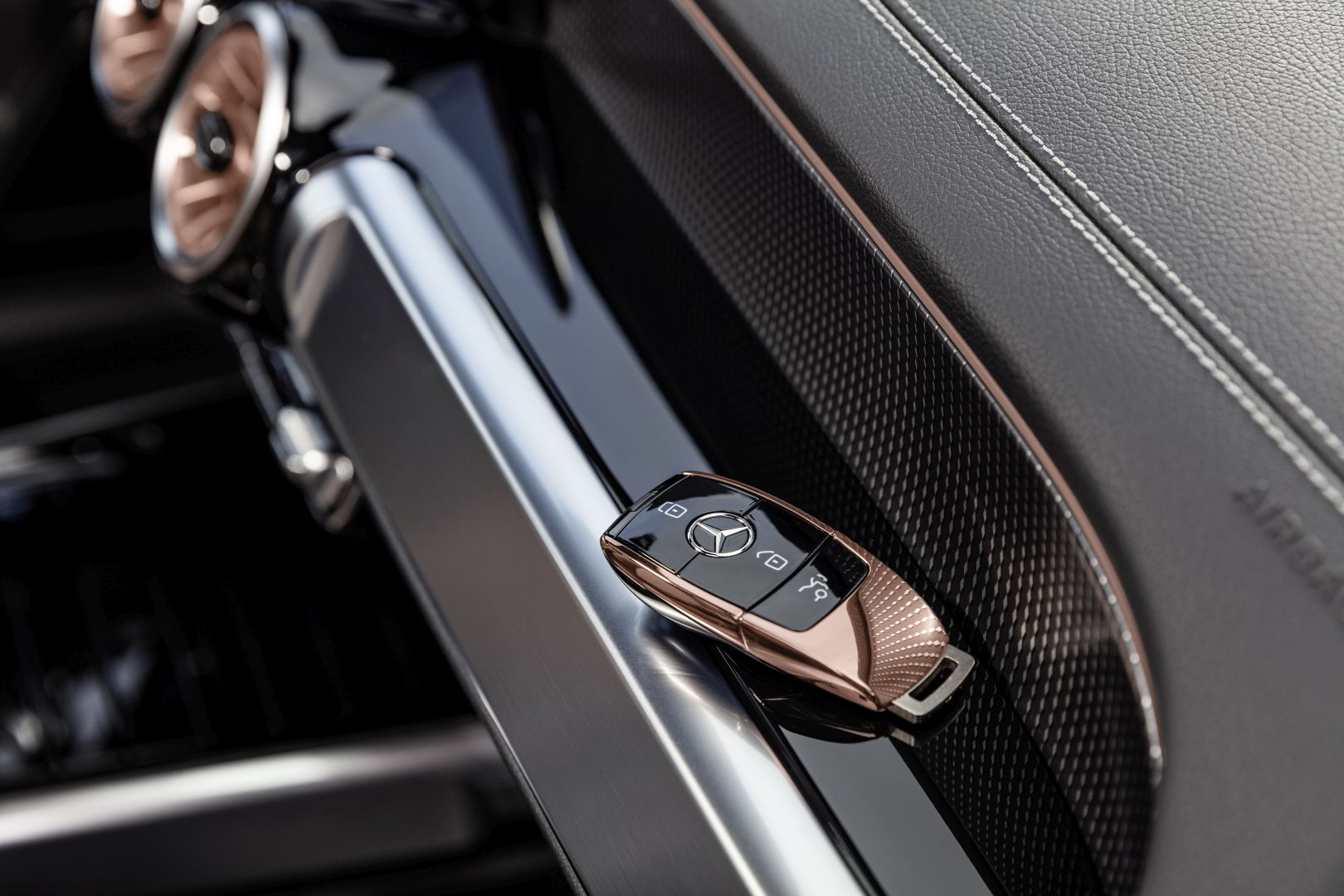 Mercedes Benz Eqb photo 63