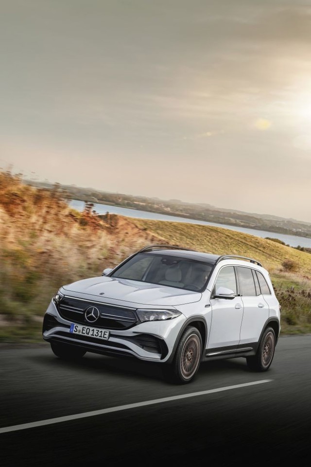 Mercedes Benz Eqb photo 13