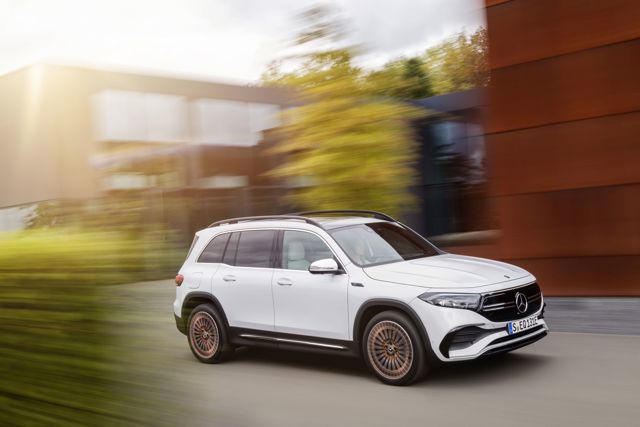 Mercedes Benz Eqb photo 16