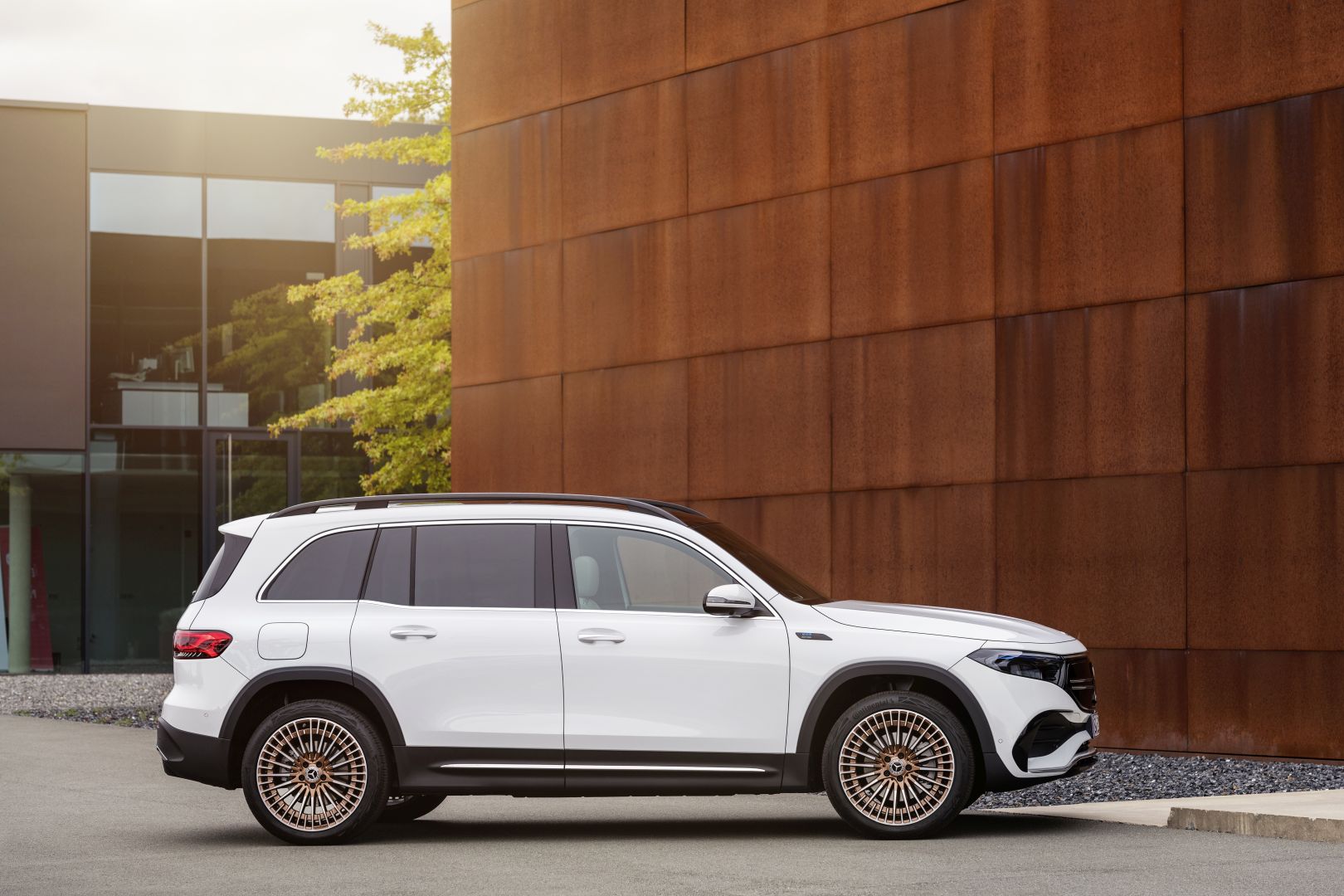 Mercedes Benz Eqb photo 21