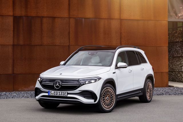 Mercedes Benz Eqb photo 23