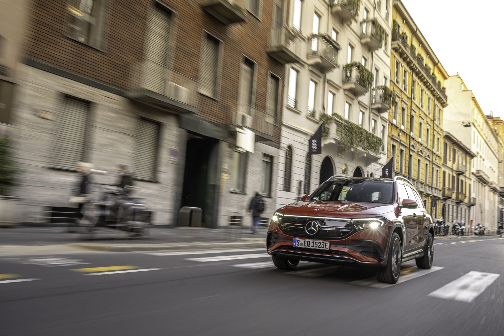 Mercedes Benz Eqb photo 33