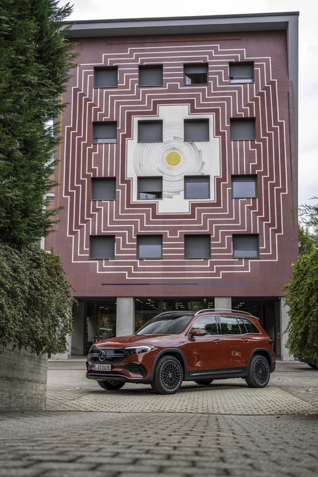 Mercedes Benz Eqb photo 40