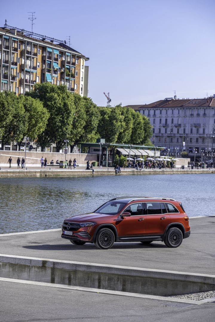 Mercedes Benz Eqb photo 44