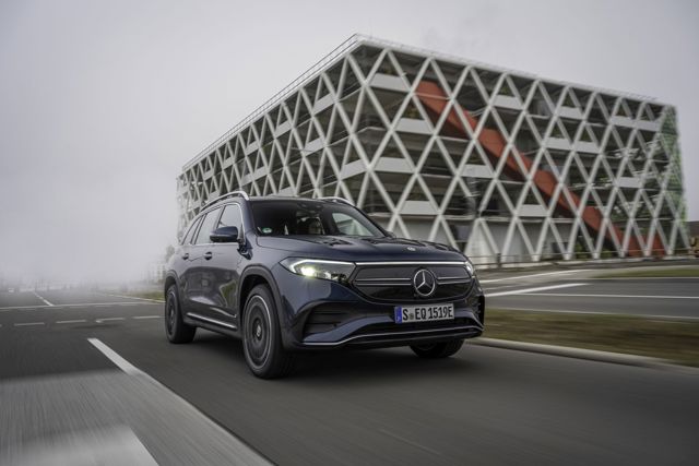 Mercedes Benz Eqb photo 52