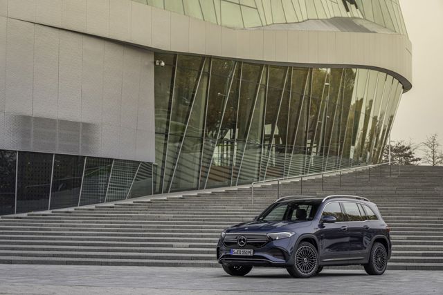 Mercedes Benz Eqb photo 54