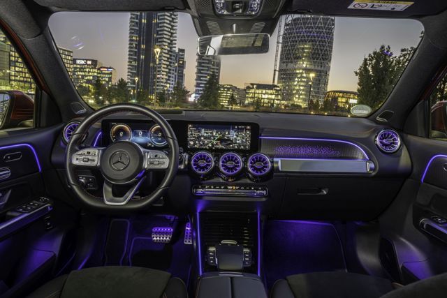 Mercedes Benz Eqb photo 81