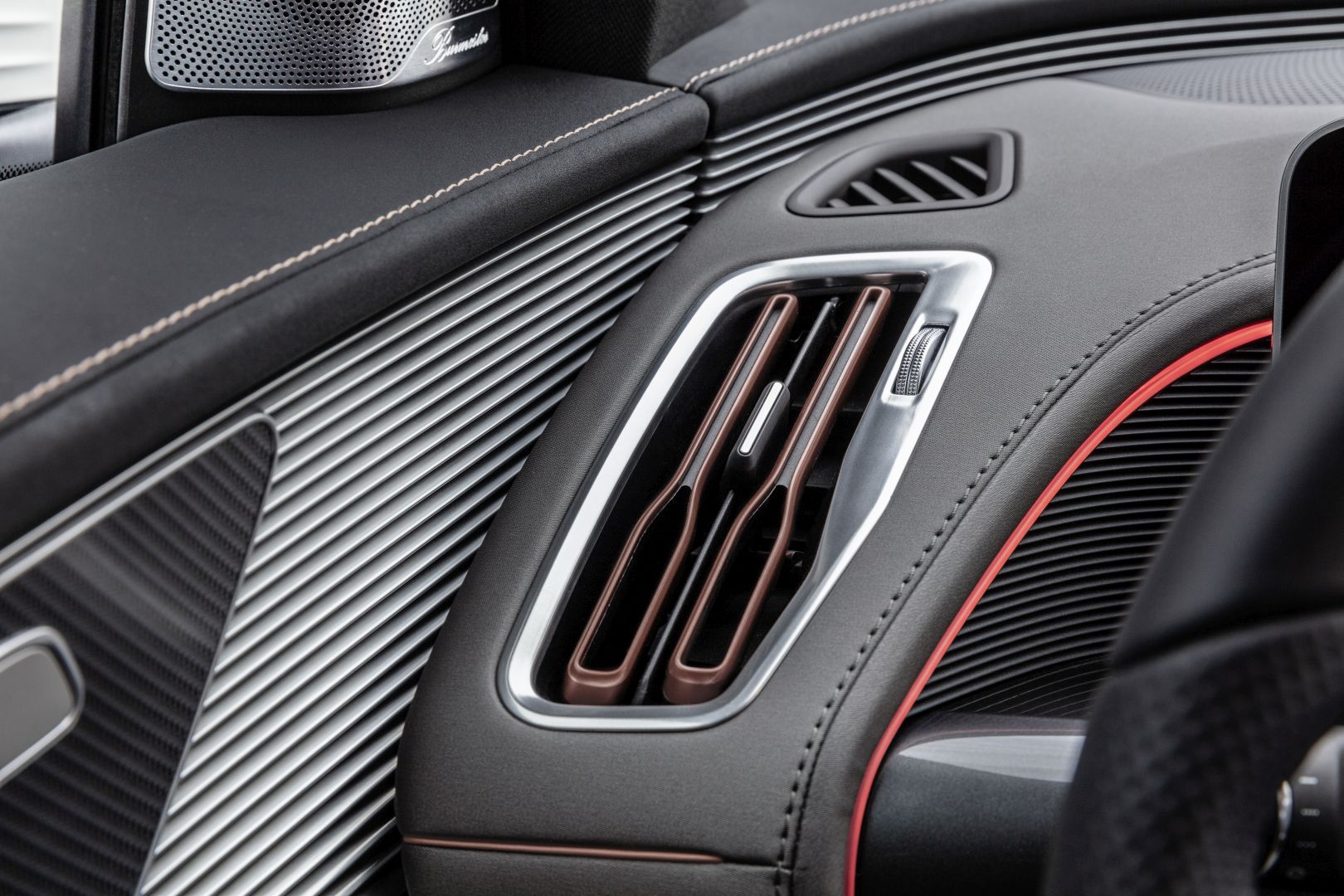 Mercedes Benz Eqc photo 87