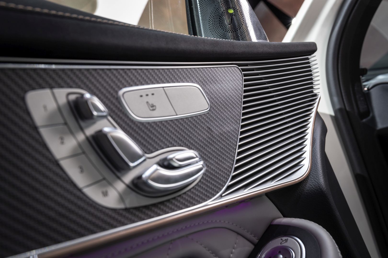 Mercedes Benz Eqc photo 93