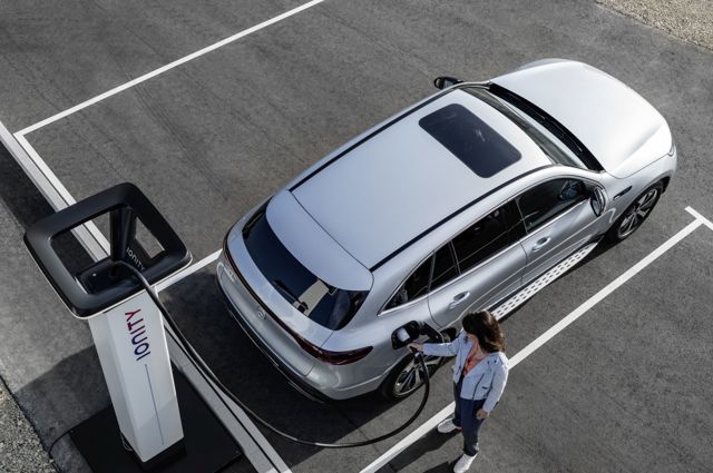 Mercedes Benz Eqc photo 20