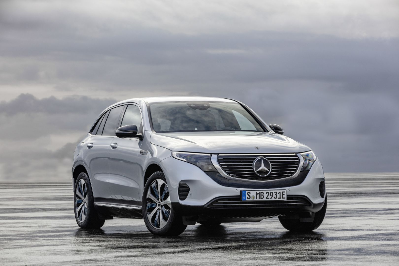 Mercedes Benz Eqc photo 23