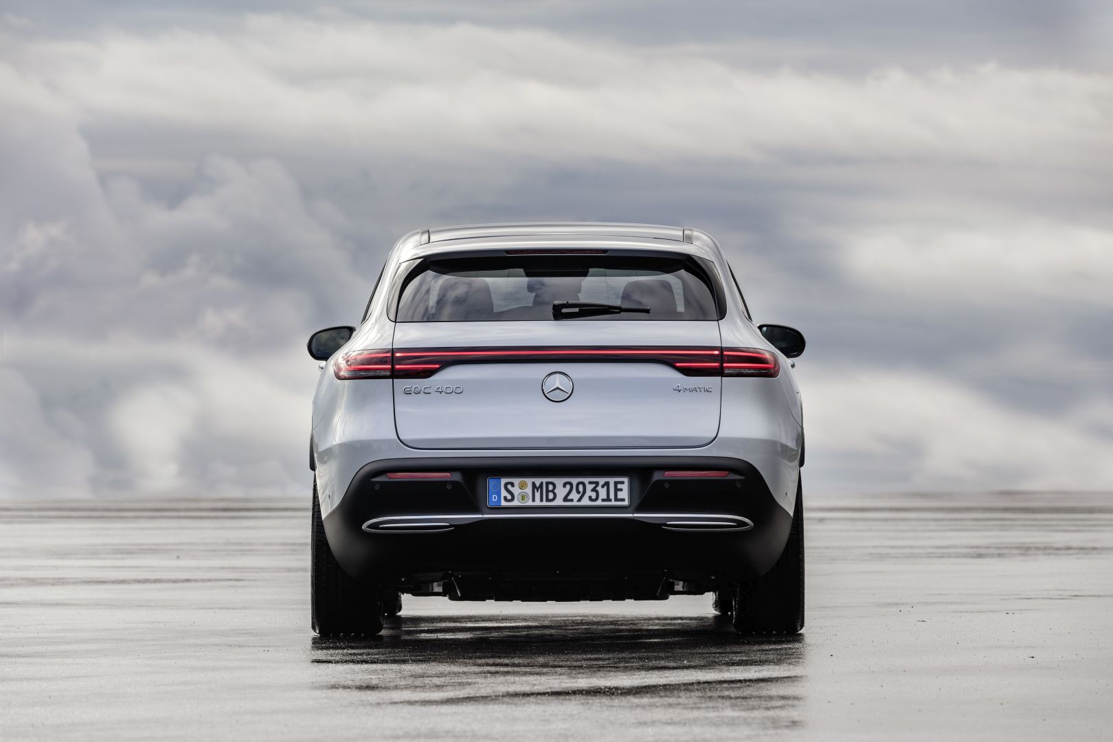 Mercedes Benz Eqc photo 24