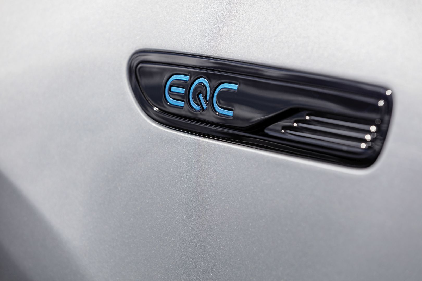 Mercedes Benz Eqc photo 28