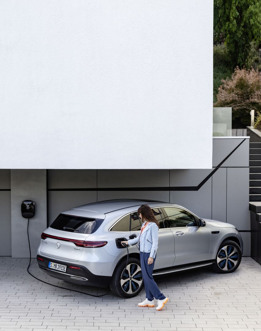 Mercedes Benz Eqc photo 36