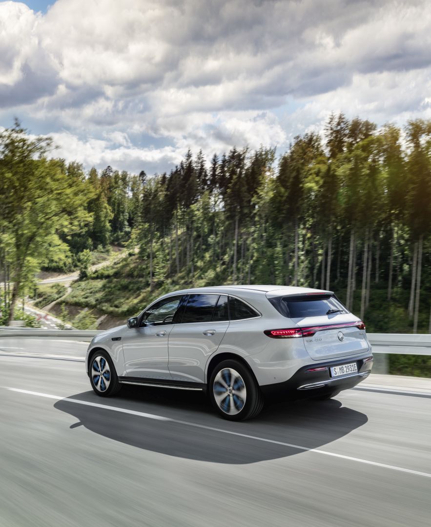 Mercedes Benz Eqc photo 39