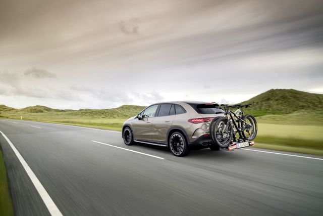 MERCEDES BENZ EQE SUV