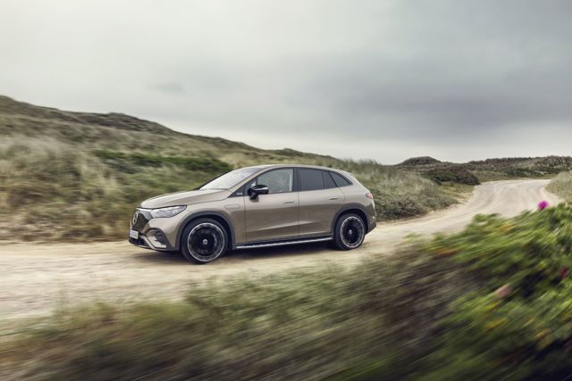 Mercedes Benz Eqe Suv photo 6
