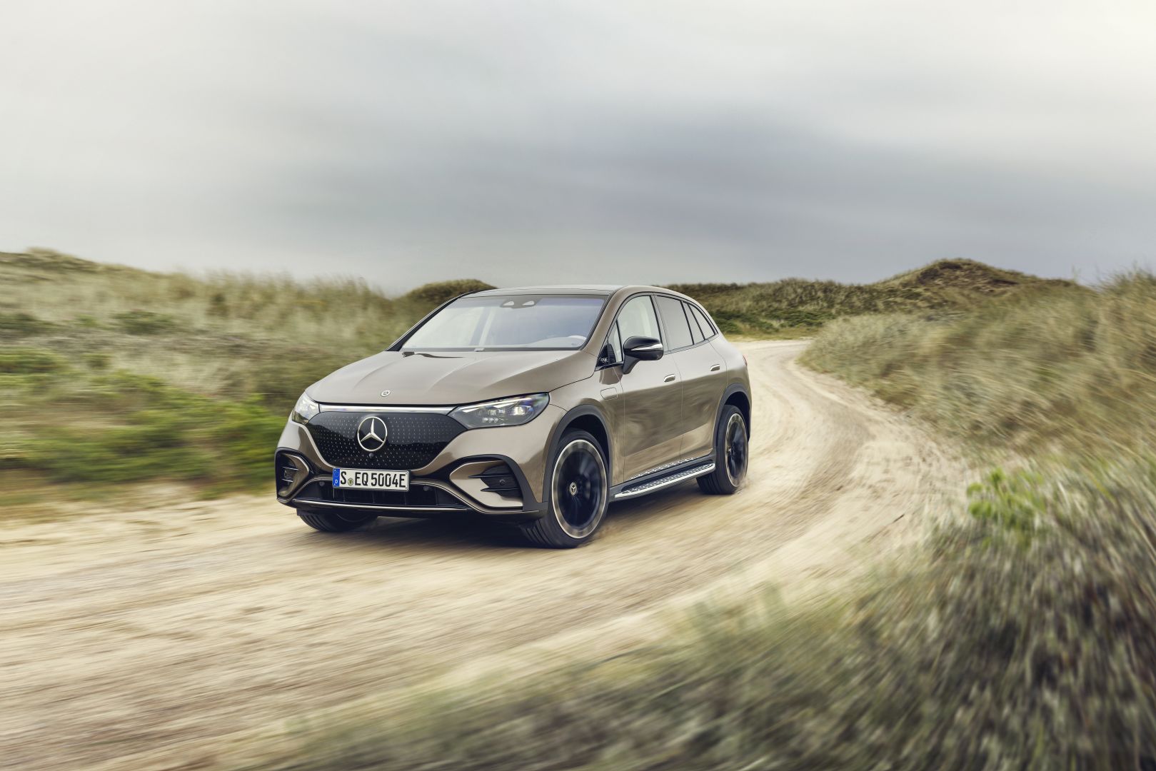 Mercedes Benz Eqe Suv photo 9