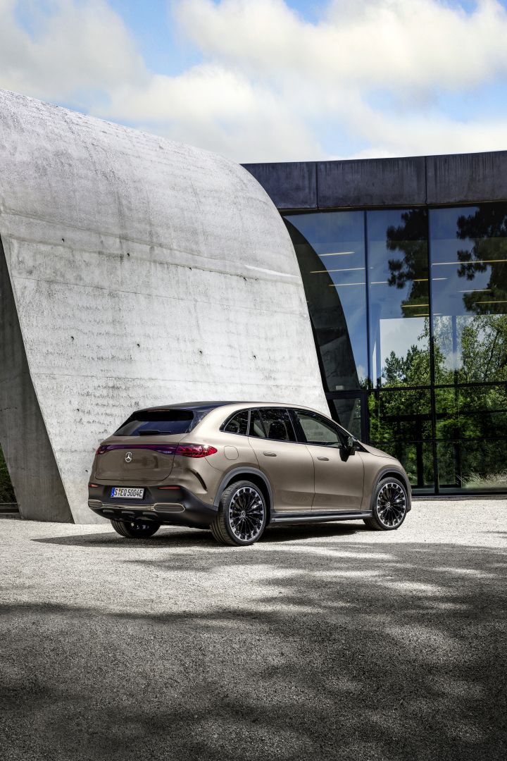 Mercedes Benz Eqe Suv photo 27