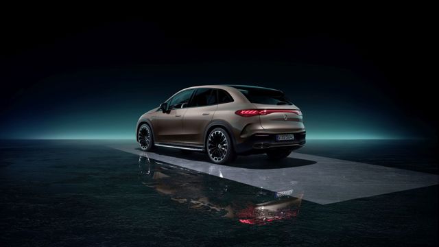 Mercedes Benz Eqe Suv photo 46