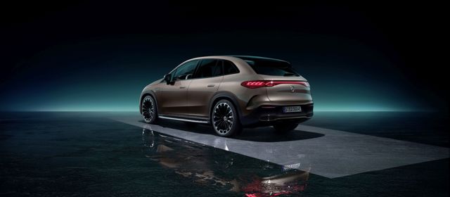Mercedes Benz Eqe Suv photo 54