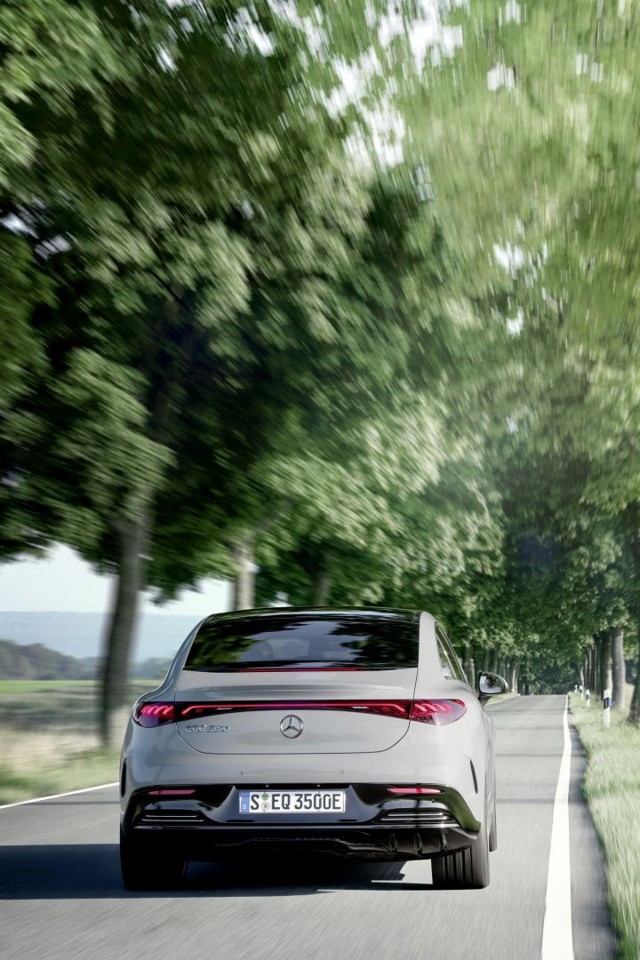 Mercedes Benz Eqe photo 10