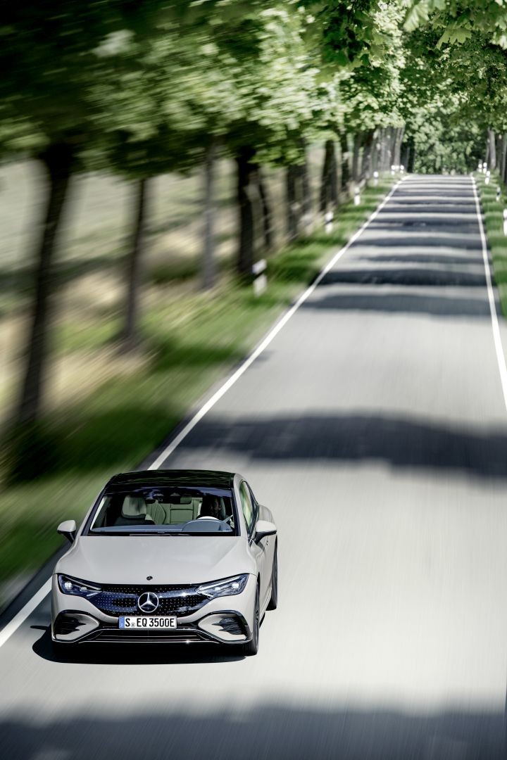 Mercedes Benz Eqe photo 11