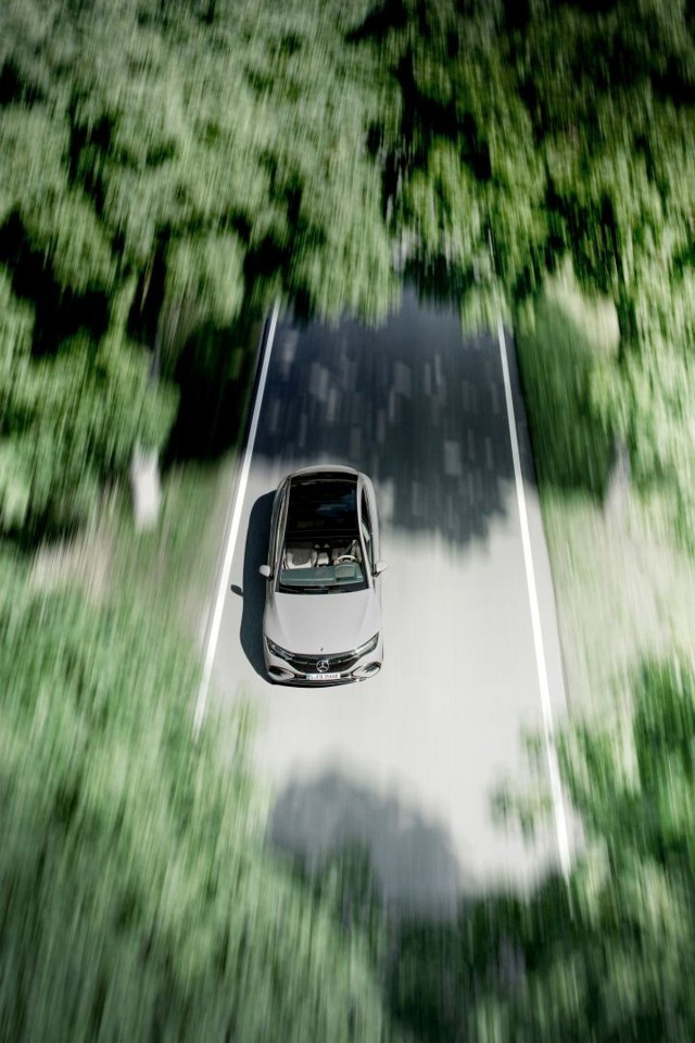 Mercedes Benz Eqe photo 12